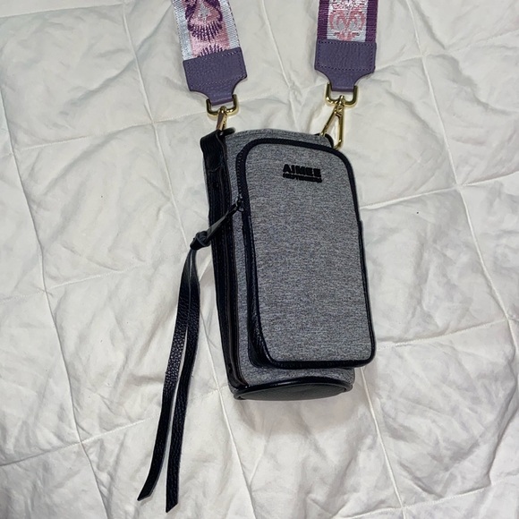 Nwot Aimee Kestenberg heathered On Top Of The World Water Bottle Crossbody B - Picture 3 of 12